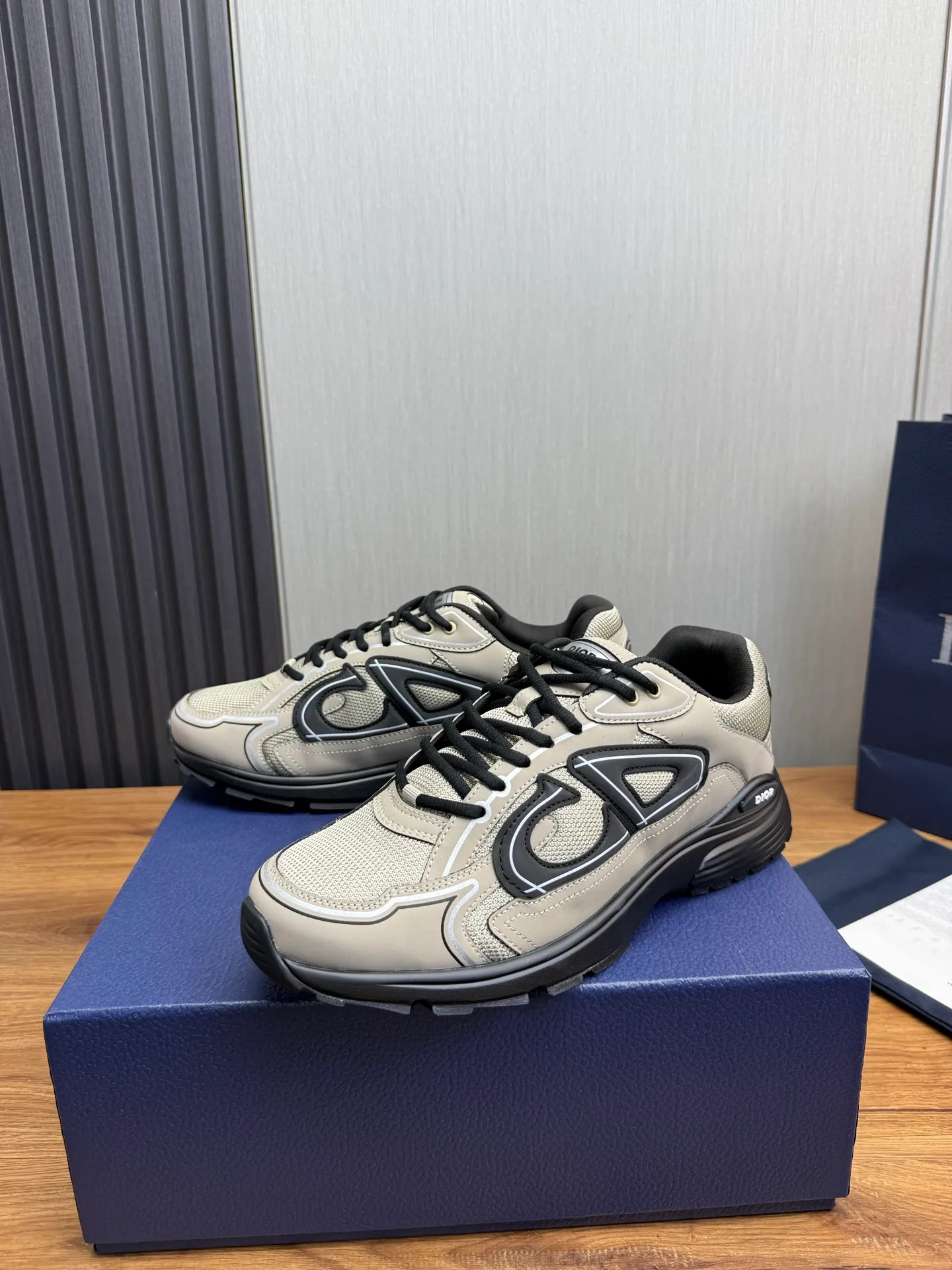 Men's men's shoes 💰580💰 Dior Dior.B30 couple hot sale ❤️💚Official website 1:1 replica ⬆️Imported cowhide stitching, comfortable mesh lining 35-45 (45 customized, non-refundable)